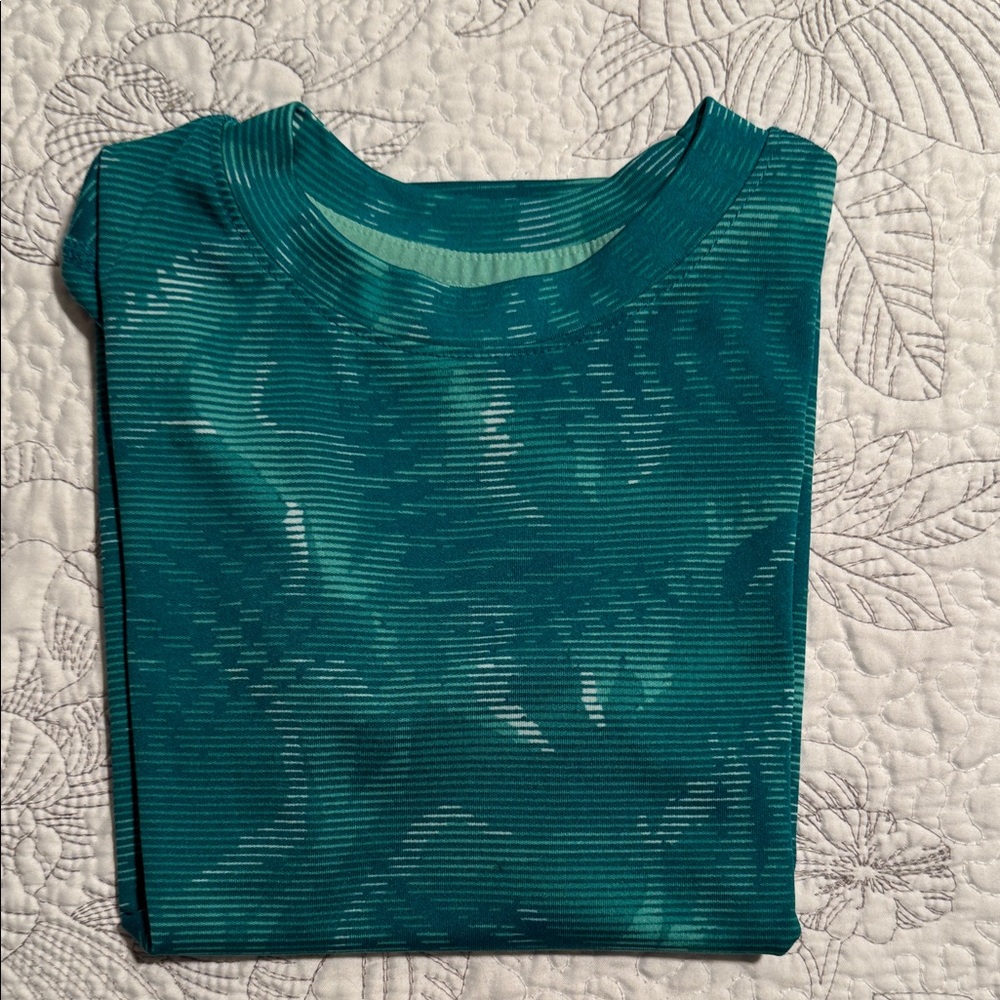 All in Motion Teal Graphic Tee - Picture 4 of 4